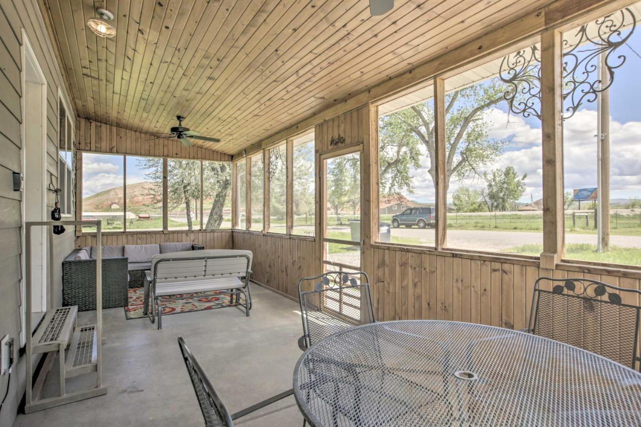Idyllic Gem Screened Porch, Half Mi To River! Термополис Экстерьер фото